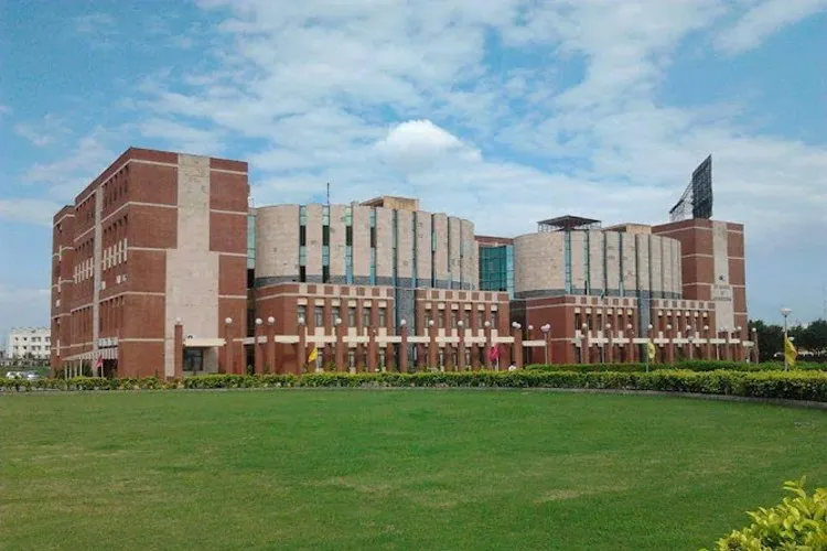 DIT University
